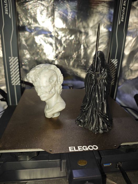 Elegoo Neptune 4 Pro + Caixa de impressão