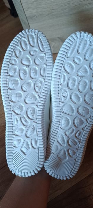 Nowe trampki damskie