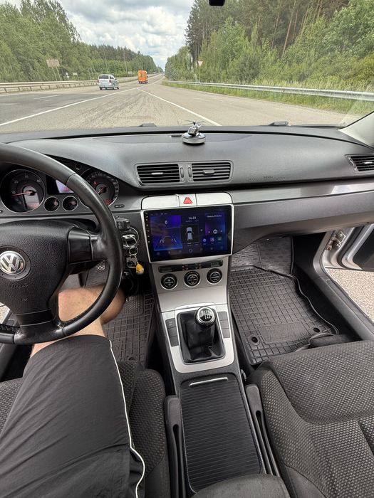 Продам Volkswagen Passat B-6 мотор 2.0 дизель