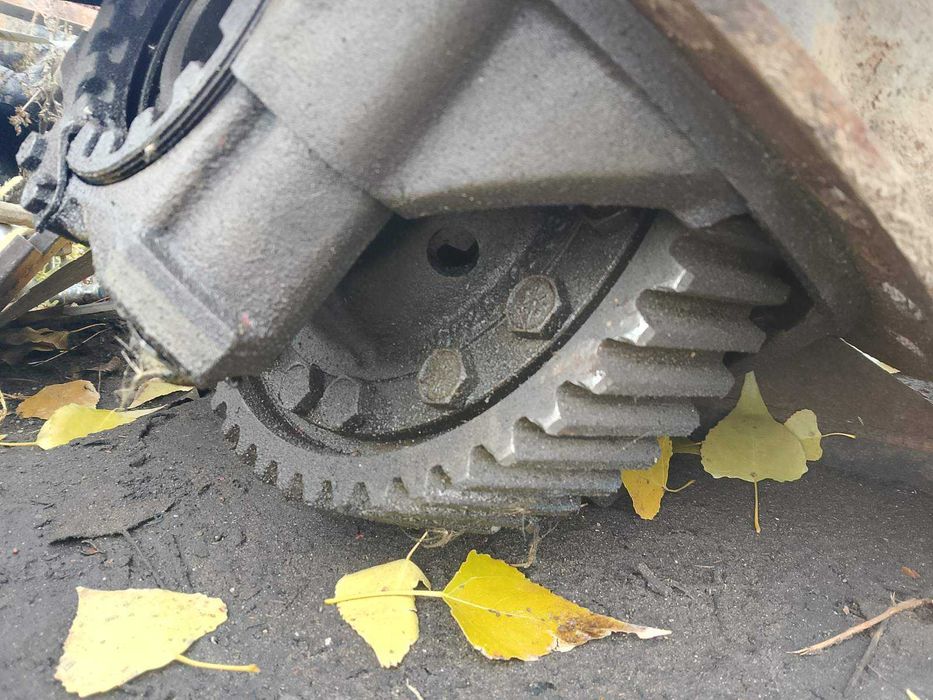 Редуктор с поросенком на 49-зубов