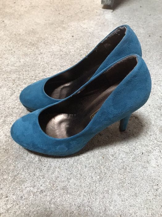 Sapatos azuis
