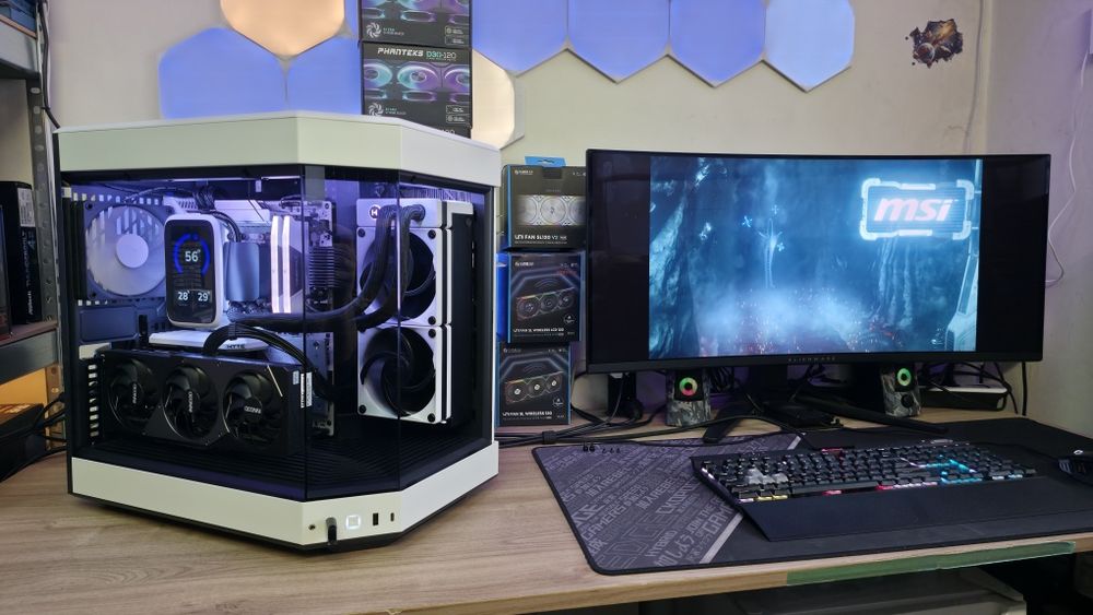 Gaming R9 9950 X3D 32GB 2TB RTX 5080 Hyte Y60 Win 11Pro