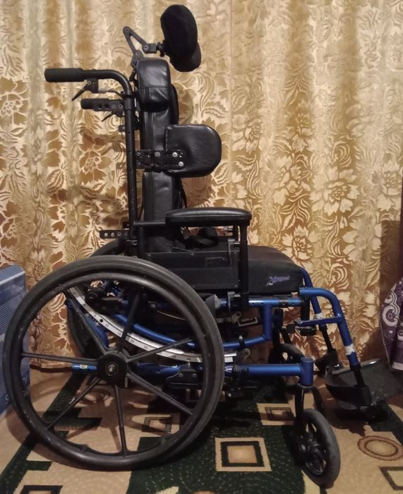 Візок інвалідний коляска