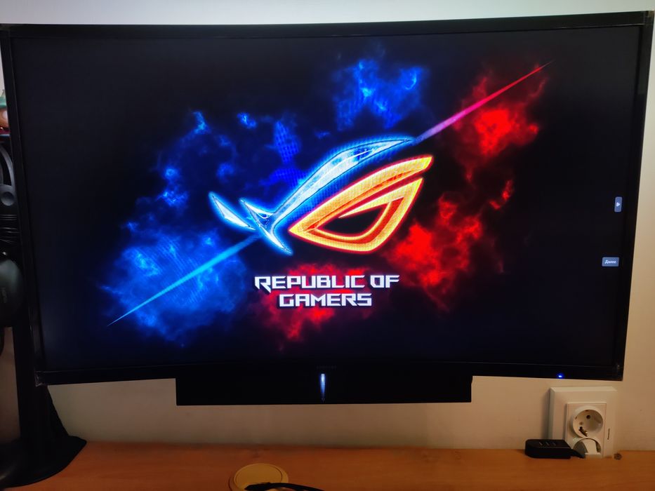 Монитор Samsung 27" curved  s27d360gai