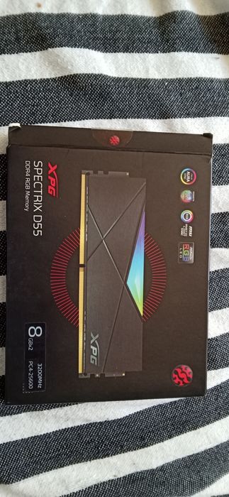 Memoria ddr4 16gb 3200mh xpg RGB