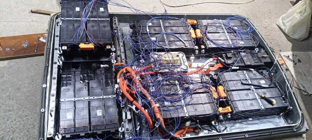 Перепаковка батареї Nissan Leaf