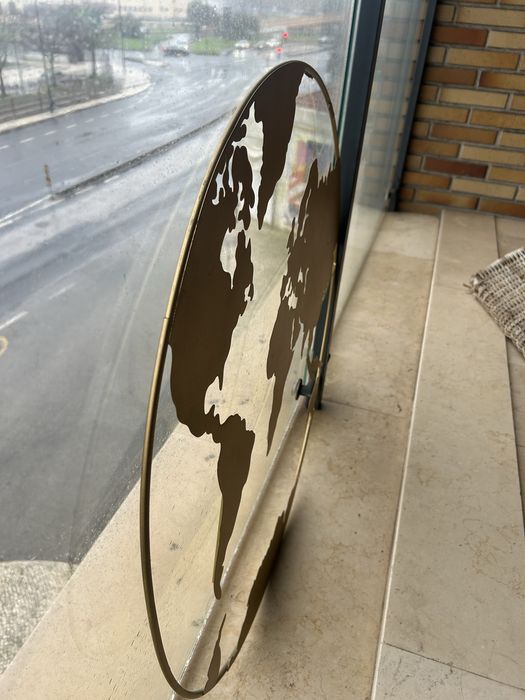 Quadro metalico mundo