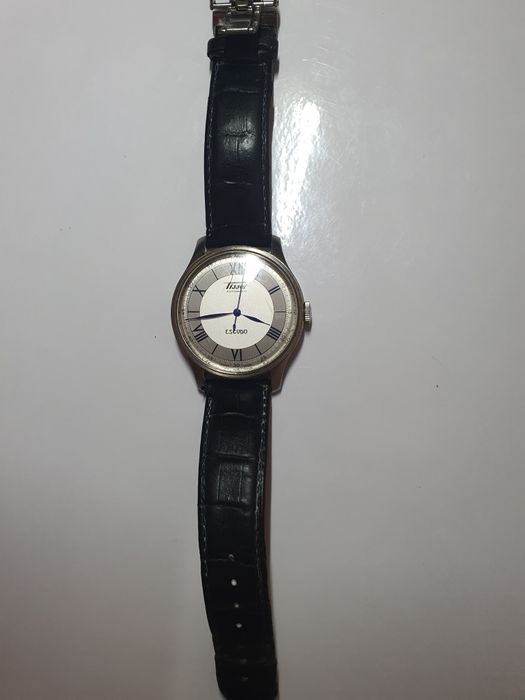 Vendo Tissot Escudo em muito bom estado.