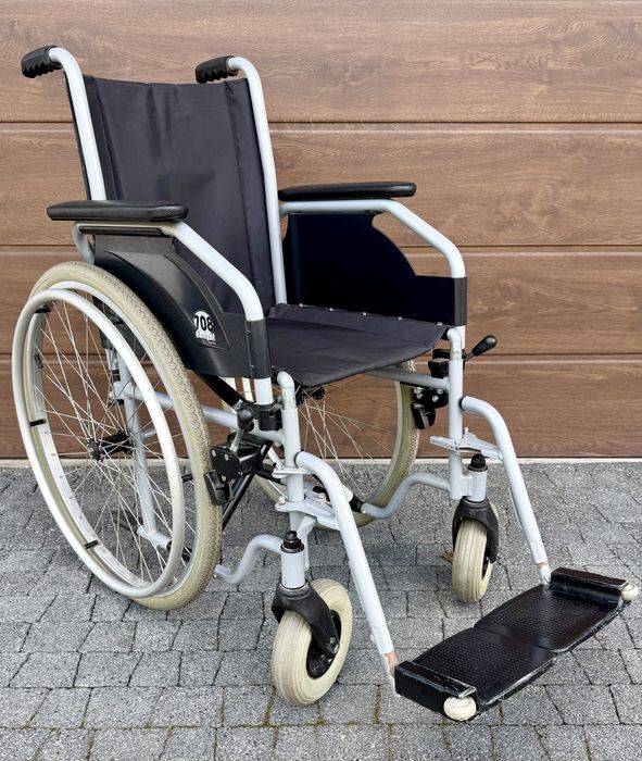 Wozek inwalidzki skladany wąski siedzenie 38 cm