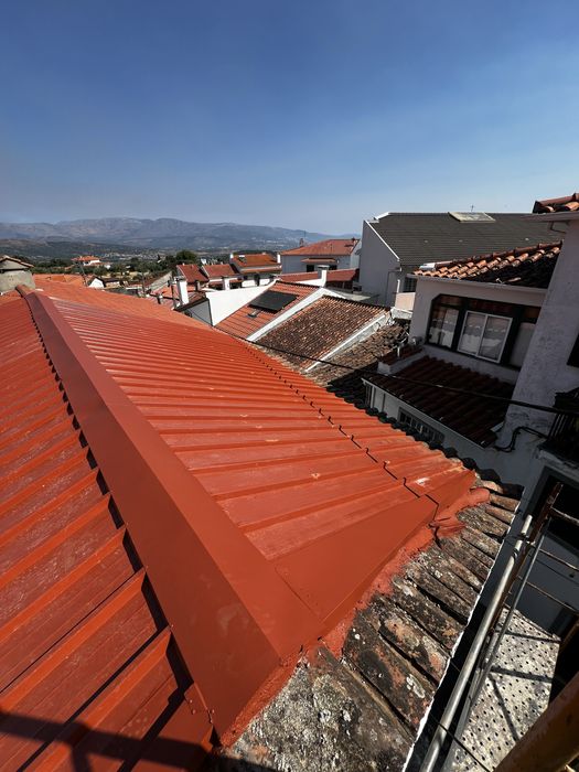 SERVIÇOS DE TELHADOS