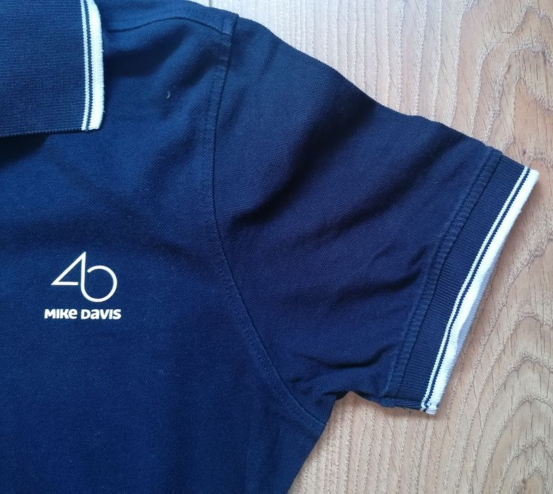 Polo Mike Davis.