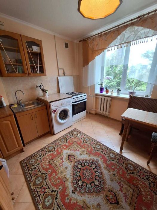 2к в найобжитішому районі міста(Підходить під Виплату)