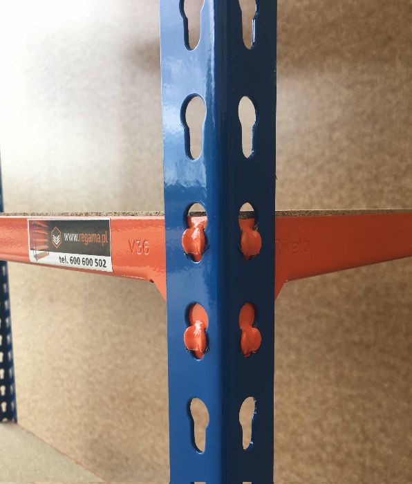 Magazynowy regał metalowy ŁATWY paletowy uzywany modulowy stol