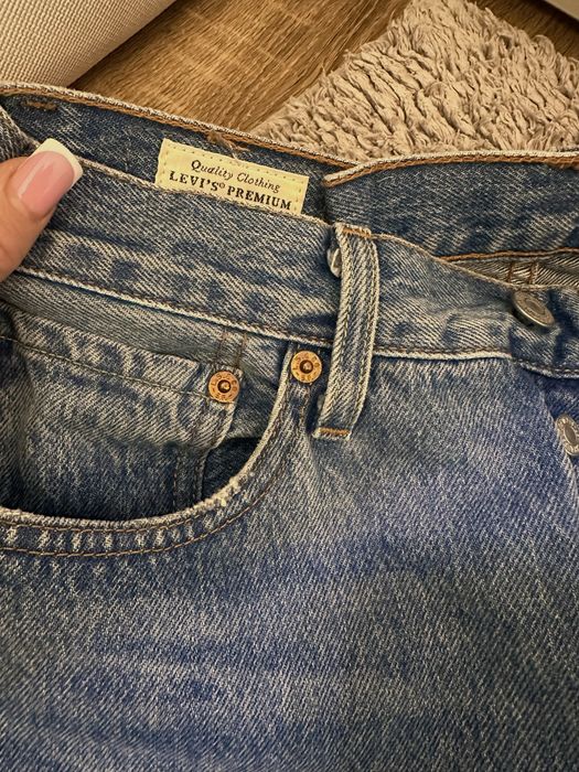 Жіночі джинси levis