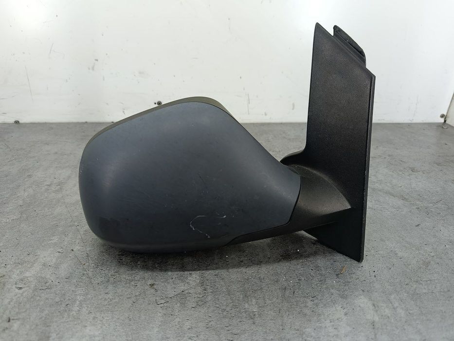 LUSTERKO PRAWE SEAT ALTEA FREETRACK LW7Z