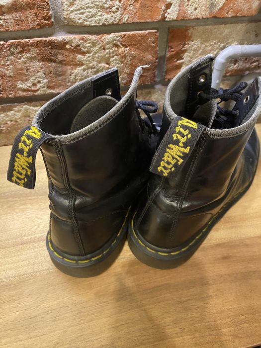 Glany Dr. Martens