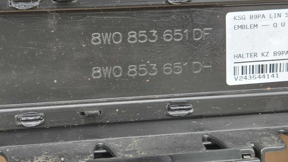 Atrapa chłodnicy GRILL Audi A4 B9 8W LIFT 19- QUATTRO + PDC OE BLACK !