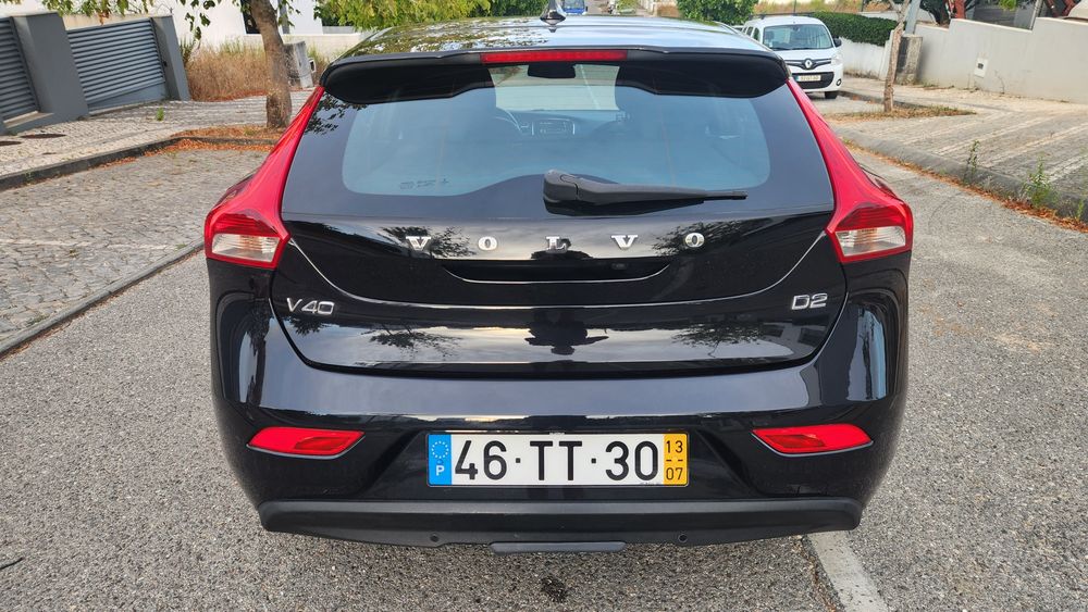 Volvo v40 1.6 D2 em excelente estado conservação — photo 4