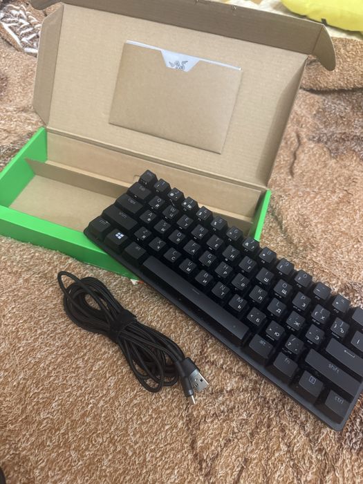 Клавіатура Razer Huntsman mini