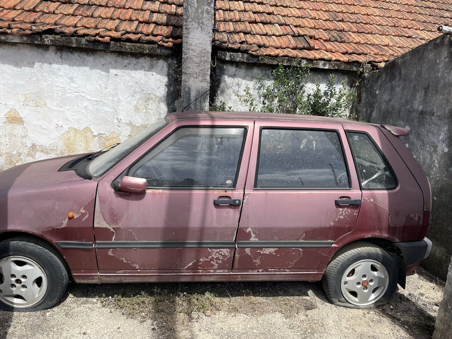 Fiat uno de 1992  para peças