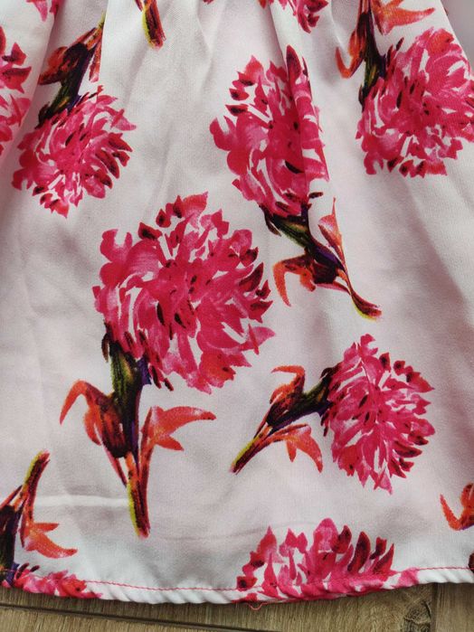 Нарядное платье цветочный принт Belta baby рост 92 см. 2-2.5 гг.