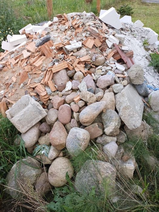 Oddam gruz i kamienie