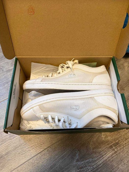 оригінал LACOSTE жиночі для дівчинки кросівки  снікерси  38, 24,5 см натуральна шкіра  з тканиною білі  вживане