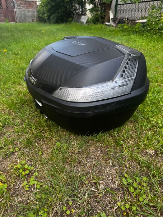 Kufer centralny givi blade monolock 47