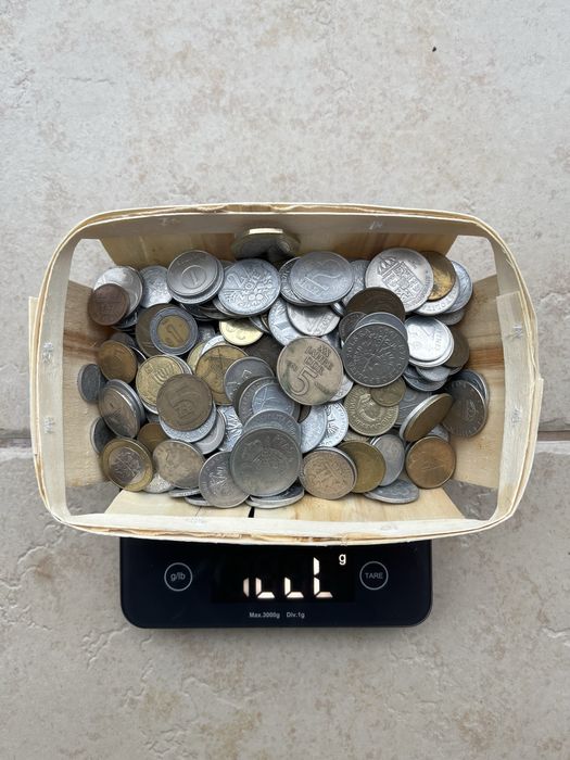 Zestaw monet 285 szt cały świat mix różne banknoty