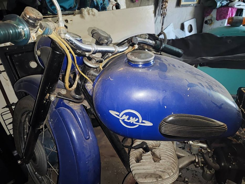 Мотоцикл з коляскою