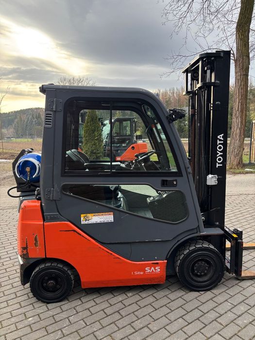 Toyota 8FG18F  Tonero 1,8t Tony LPG KABINA!  38200 Netto sprowadzony NIE 8FGF15