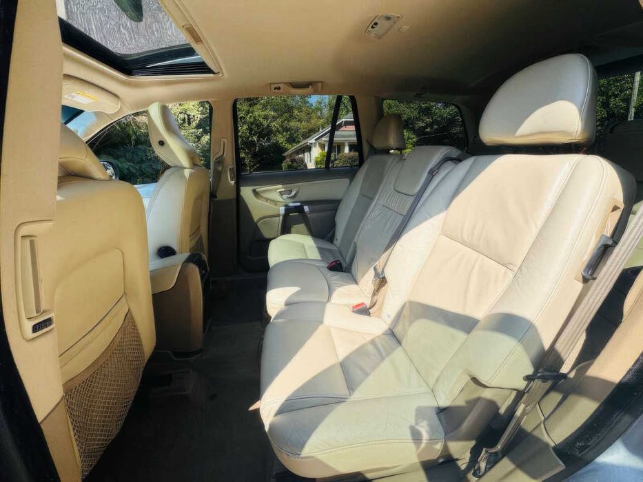 Volvo XC90      2014