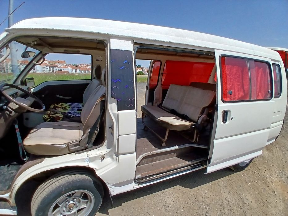 Mitsubishi l300 2.5D 9Lugares