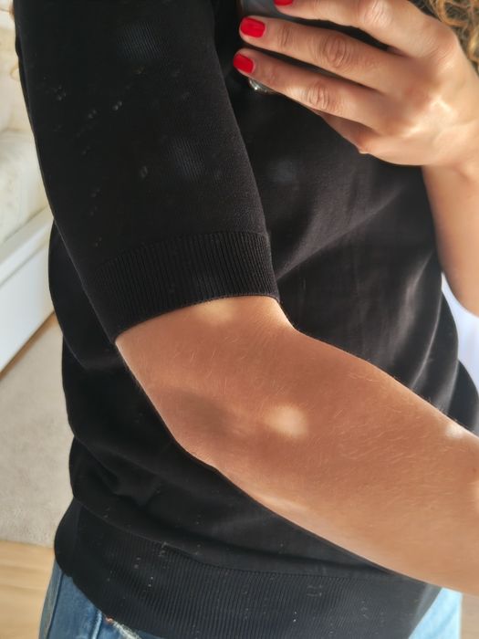 T-shirt preta de malha Lefties