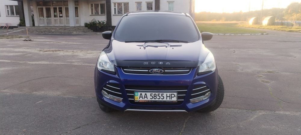 Продам Ford Escape 2.5 Г/Б