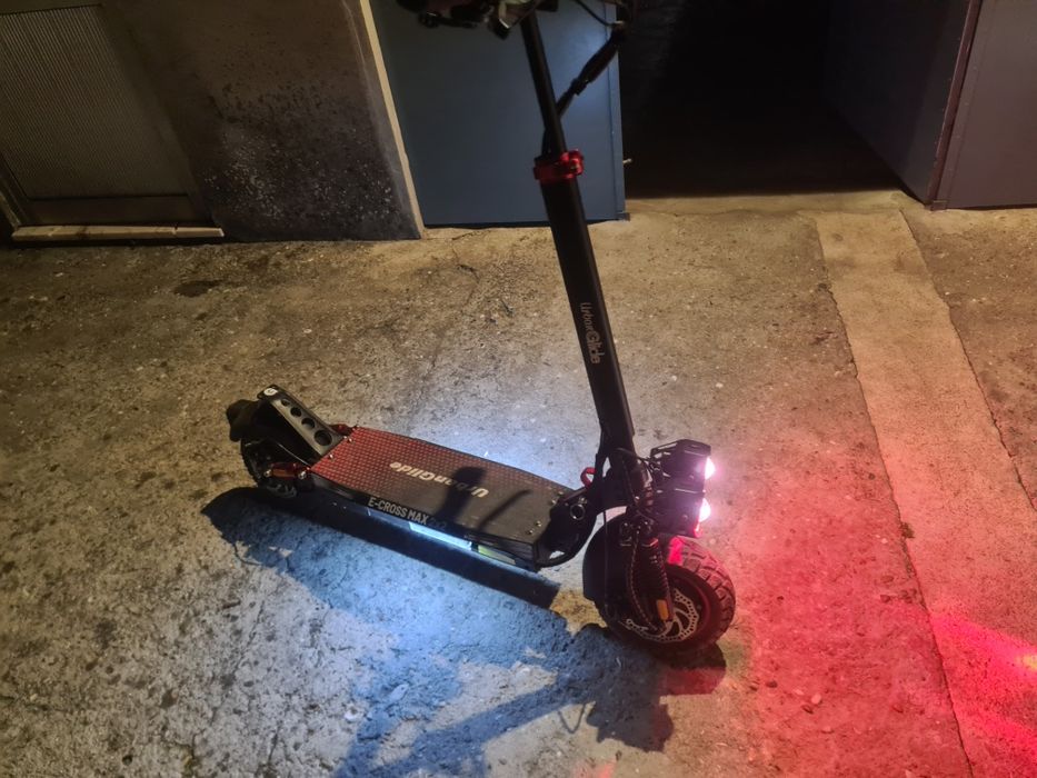 URBANGLIDE e-cross max 2X2