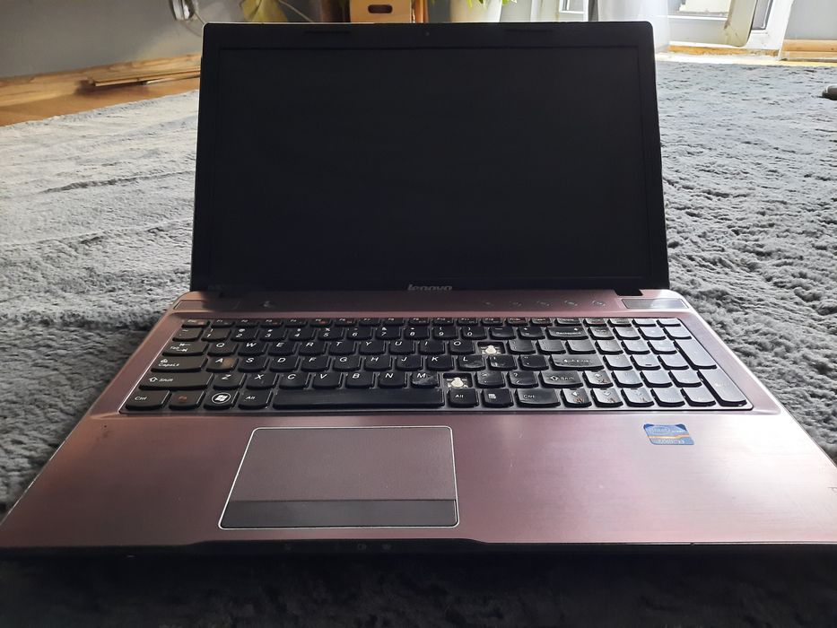 Laptop lenovo Z570