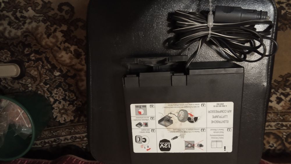 Насос електричний 12 вольт