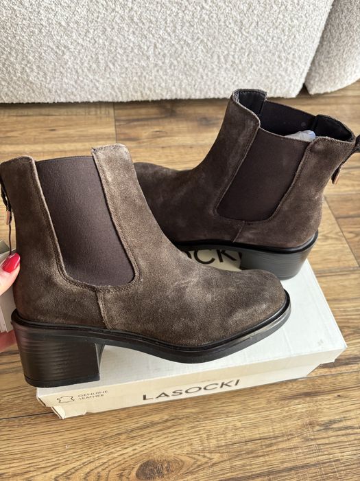 Skorzane zamszowe sztyblety botki Lasocki rozmiar 39