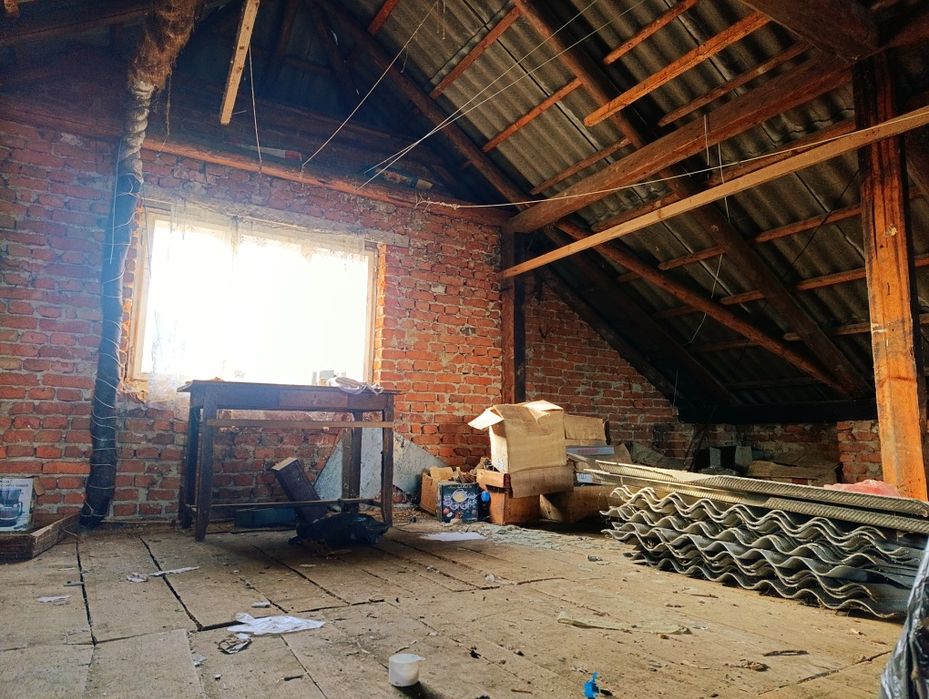 Продається будинок за 1 км від Самбора