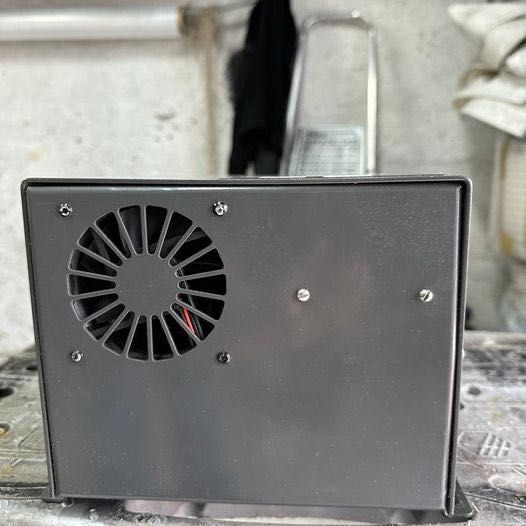 Carregador de Baterias Automático 100A GW100CH