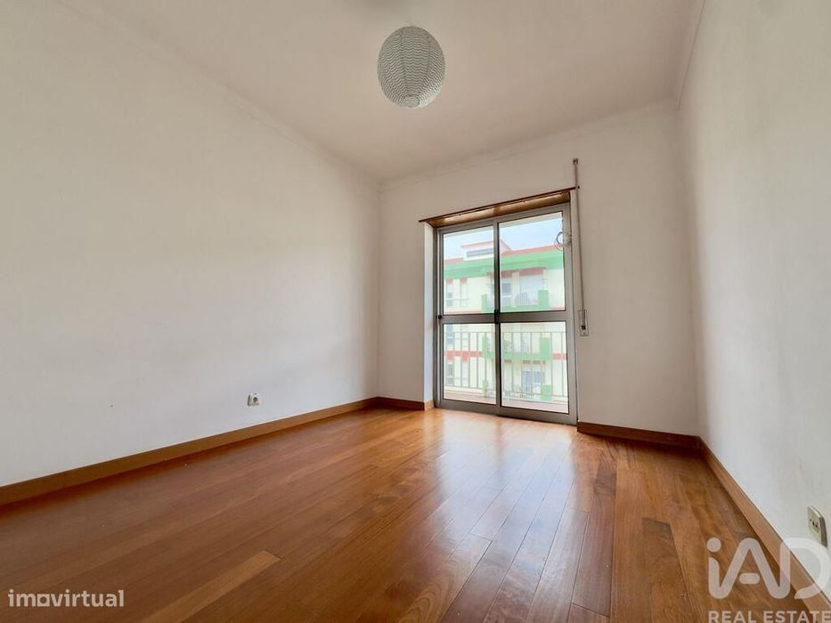 Apartamento T3 em Samora Correia de 86 m2