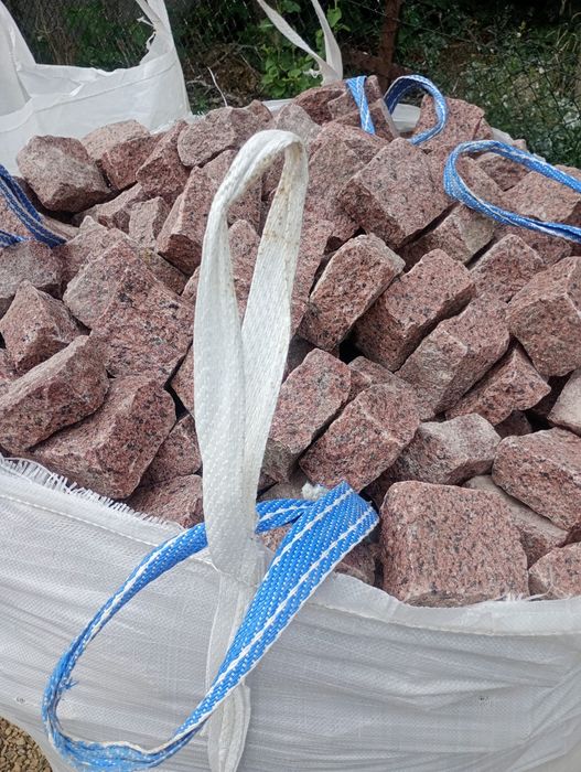 Kamień granitowy
