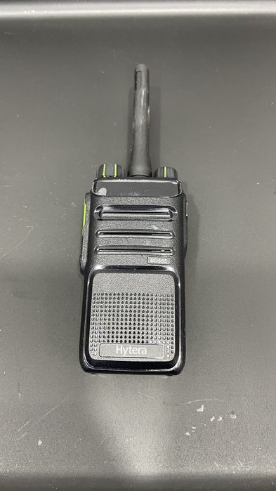 Рація  Hytera bd555