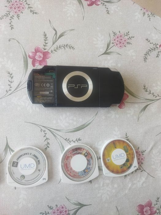 Consola Sony PSP PlayStation portable Slim 2004 com defeito + jogos