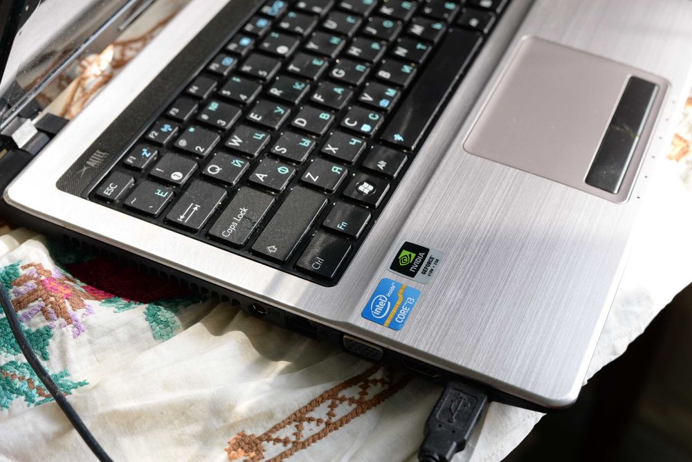 Ноутбук Asus K53S 15,6 Intel i3-2350М 8 RAM,SSD+ HDD,Windows 10