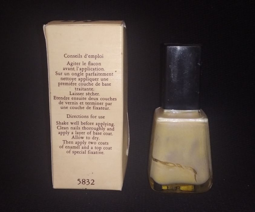 СССР 80е годы Винтажный лак для ногтей Lancôme Vernis Crème Traitant объемом 15 мл