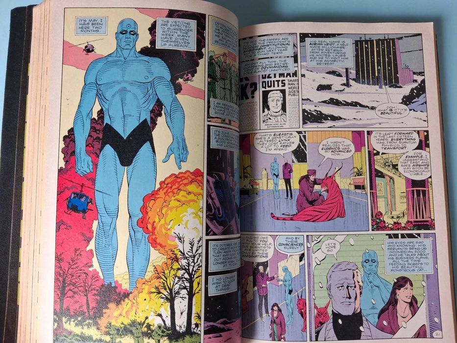 WATCHMEN TPB - Alan Moore & Dave Gibbons - DC Comics