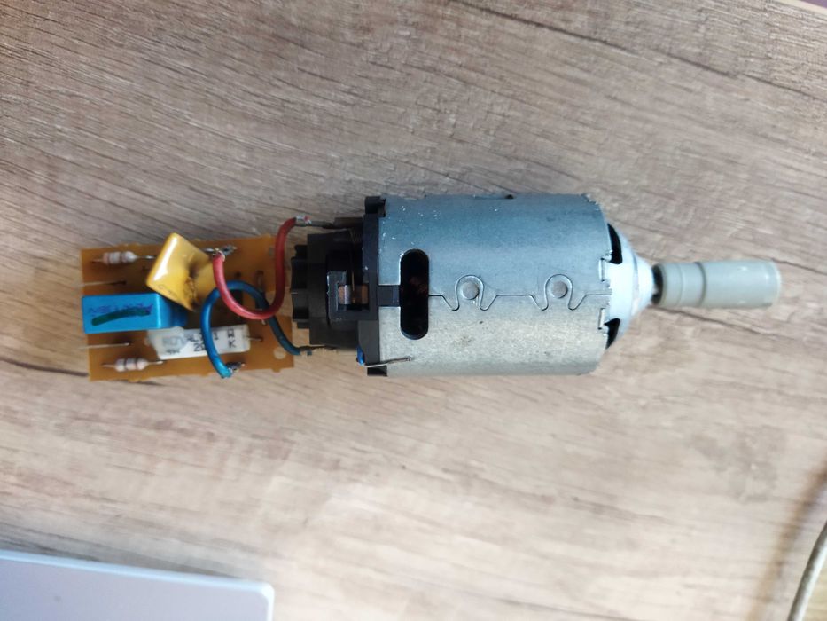Мотор DOMEL для блендера Moulinex 800W.