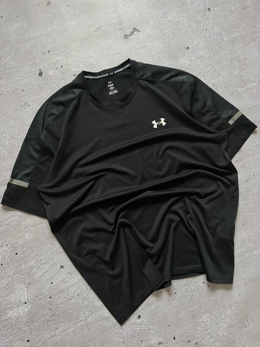 Спортивна футболка Under Armour